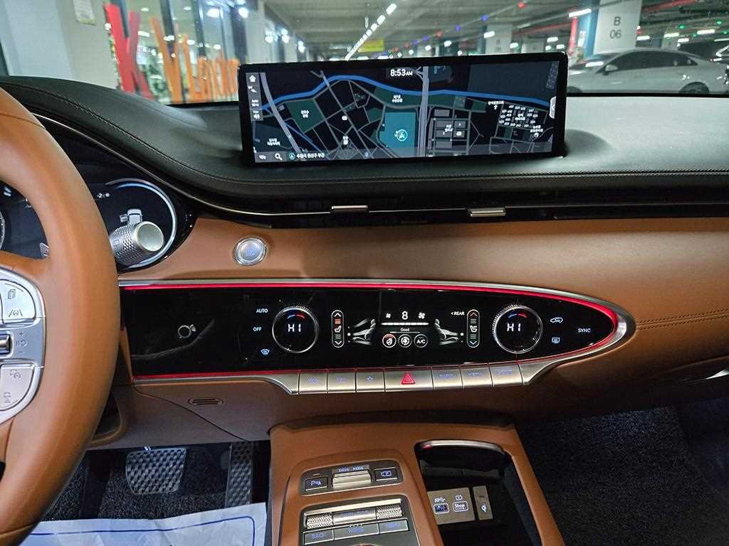 Genesis GV70 - Vista 11