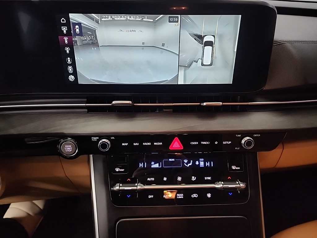 KIA Carnival - Vista 10