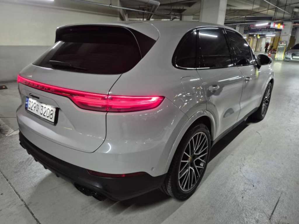 Porsche Cayenne - Vista 5