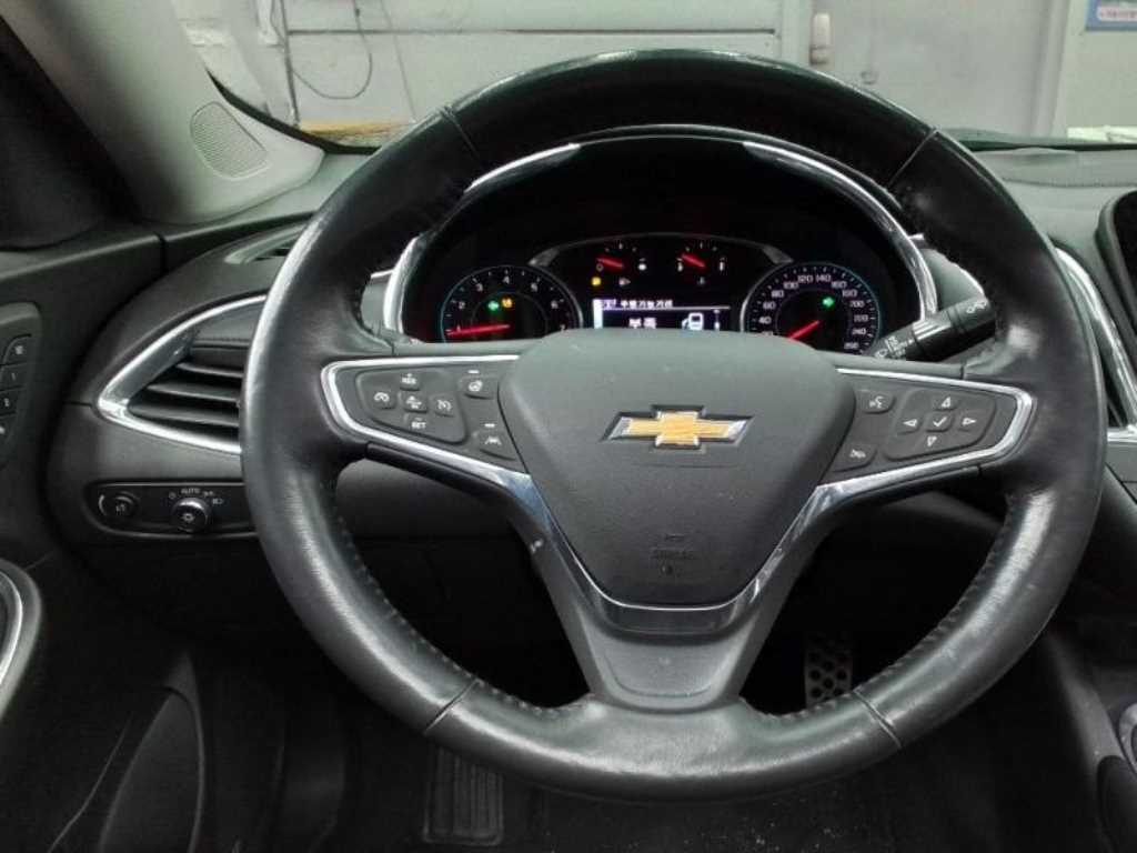 Chevrolet Malibu - Vista 7