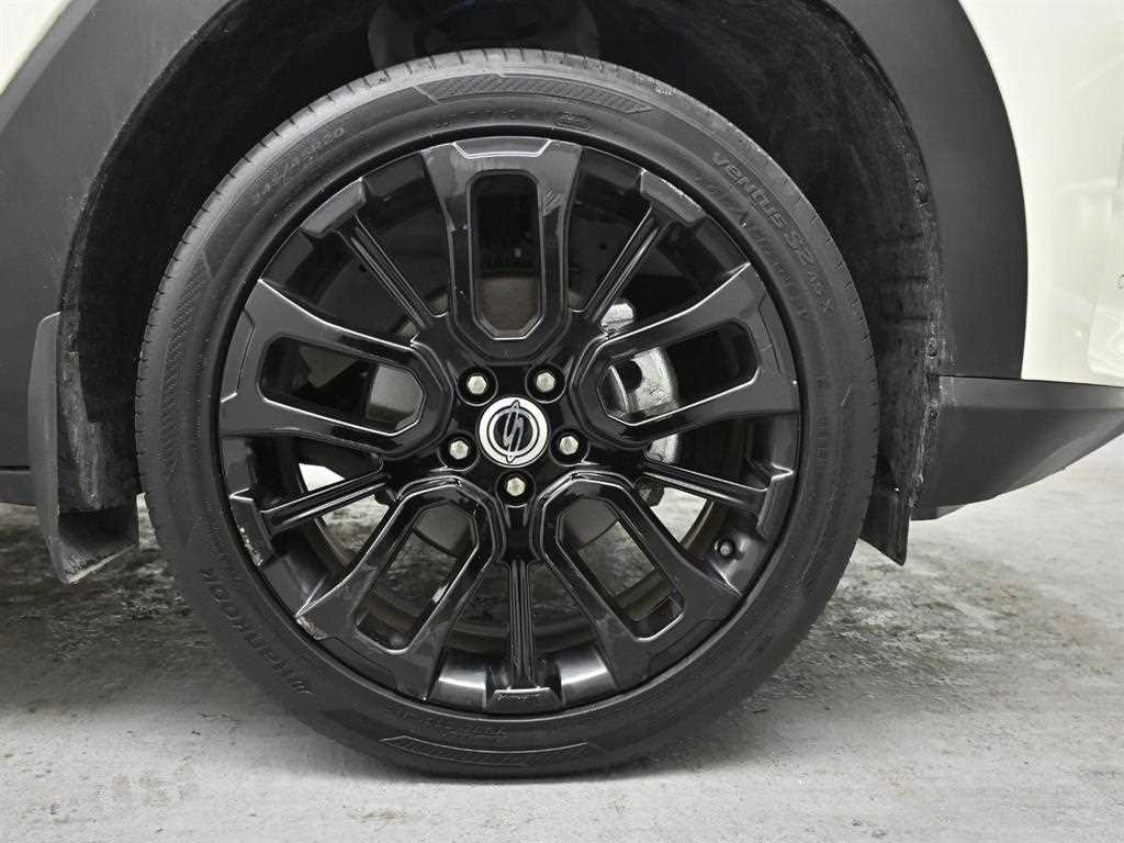 Ssangyong Torres - Vista 5