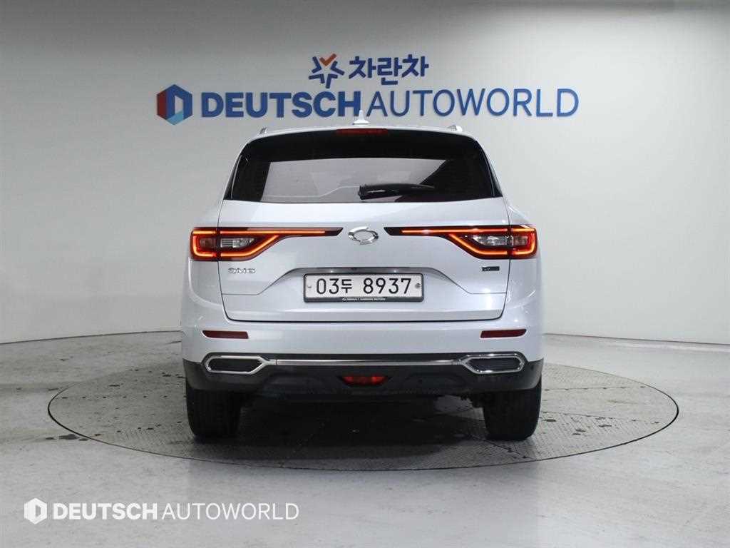 SAMSUNG QM6 - Vista 4