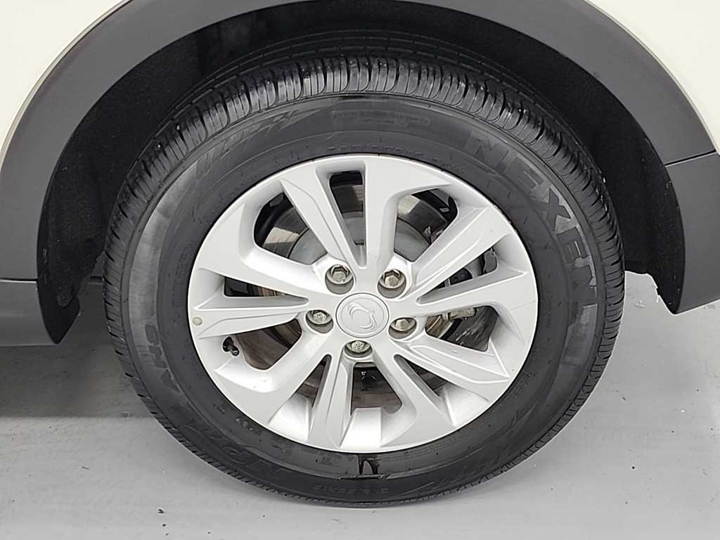 Ssangyong Tivoli 2020 Blanco - Importación desde Corea - HF Imports Iquique - Foto 20