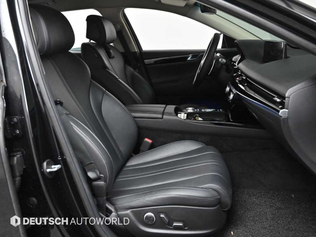 Genesis G80 - Vista 10