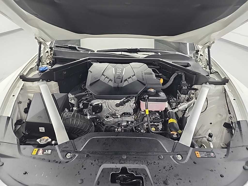 KIA Stinger - Vista 5