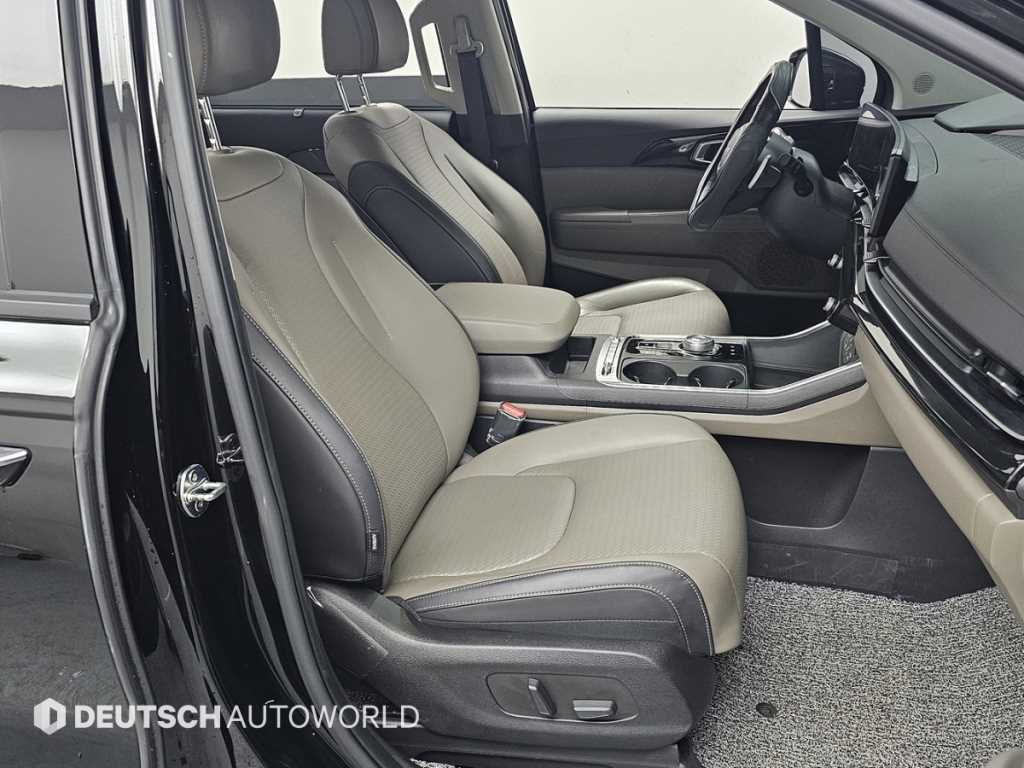 KIA Carnival - Vista 10