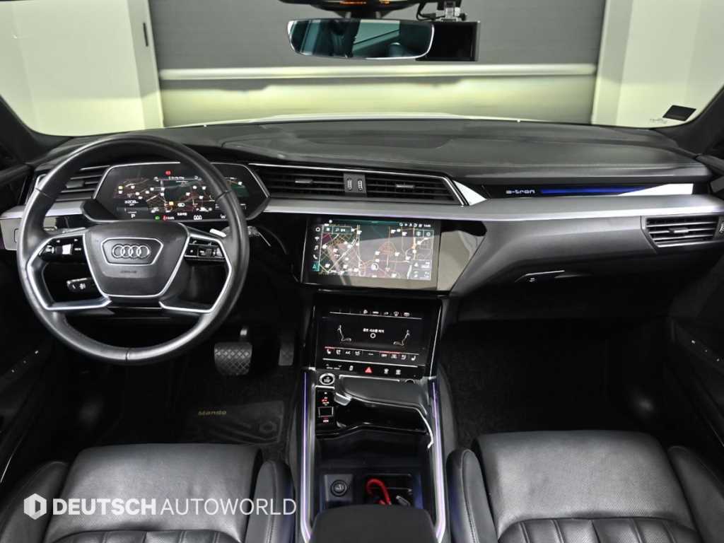 Audi e-Tron - Vista 8