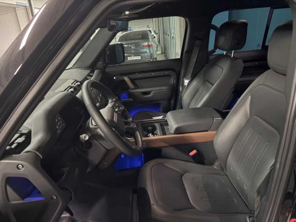 Land Rover Defender - Vista 6