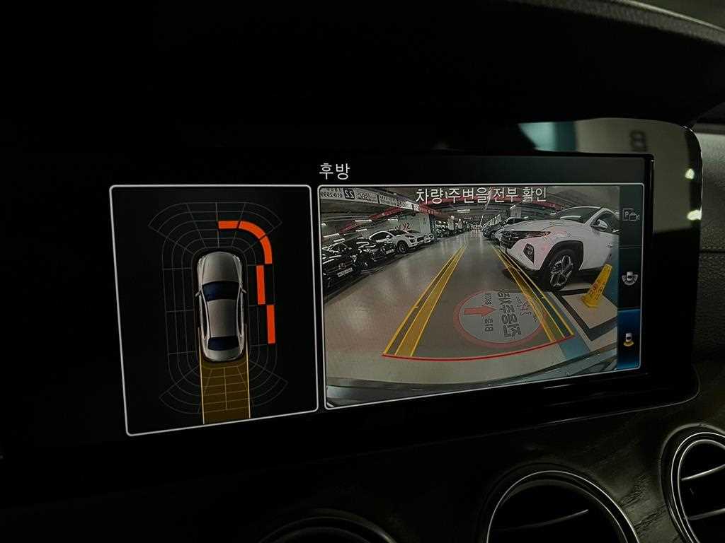 Mercedes Benz E class - Vista 10