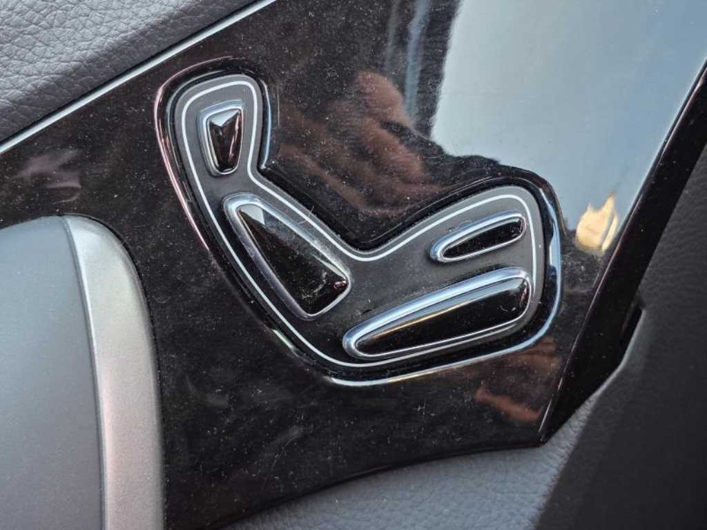 HYUNDAI Grandeur - Vista 4