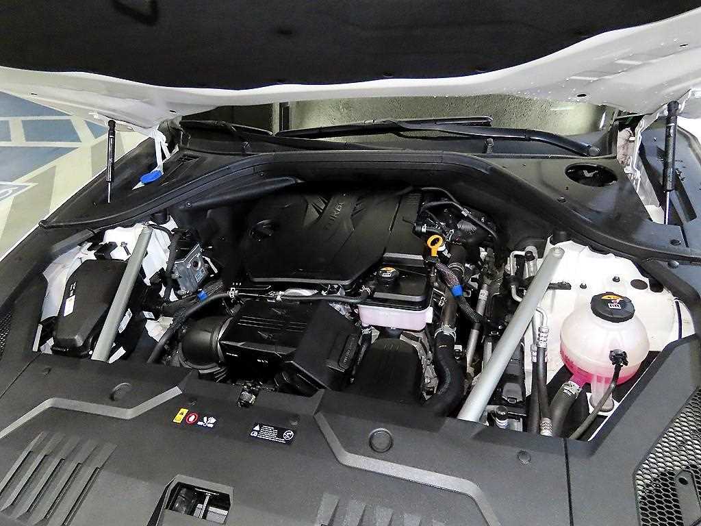 Genesis GV70 2023 Blanco - Importación desde Corea - HF Imports Iquique - Foto 19