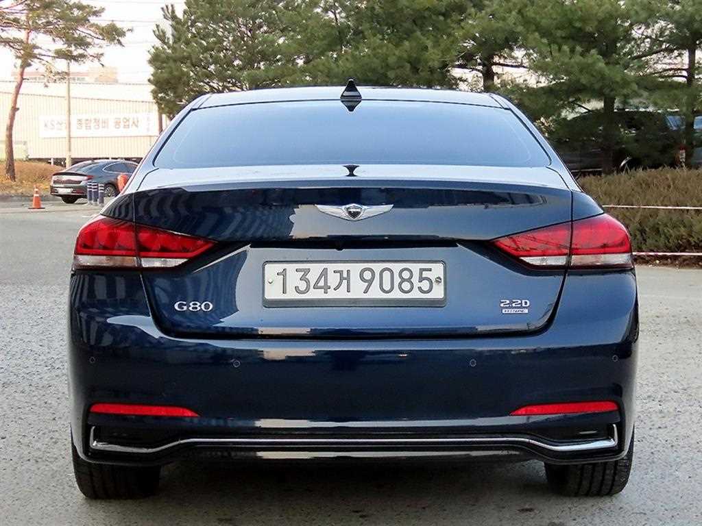 Genesis G80 - Vista 4