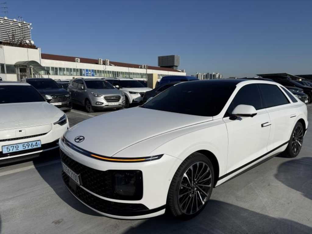 HYUNDAI Grandeur - Vista 3