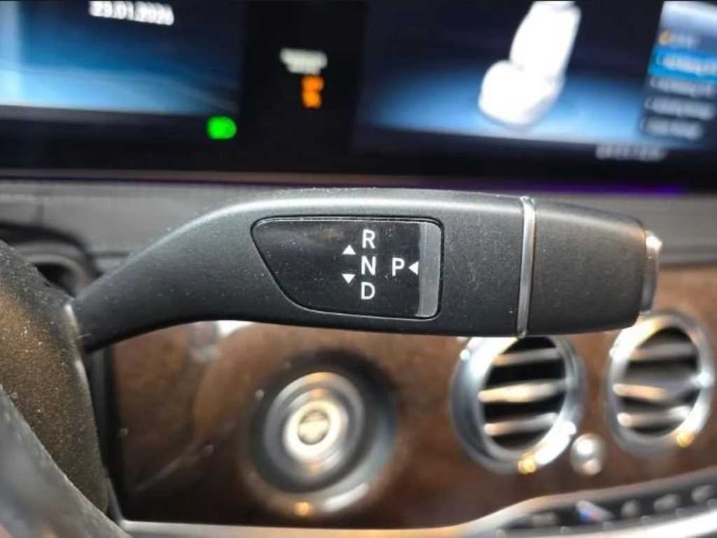 Mercedes Benz S Class - Vista 9