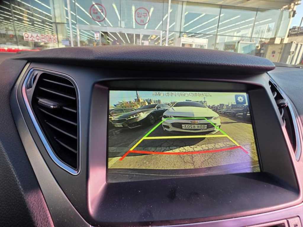 HYUNDAI Grandeur - Vista 12