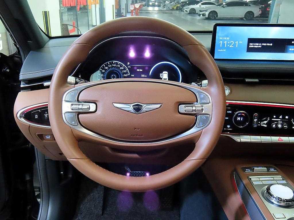 Genesis GV70 - Vista 8