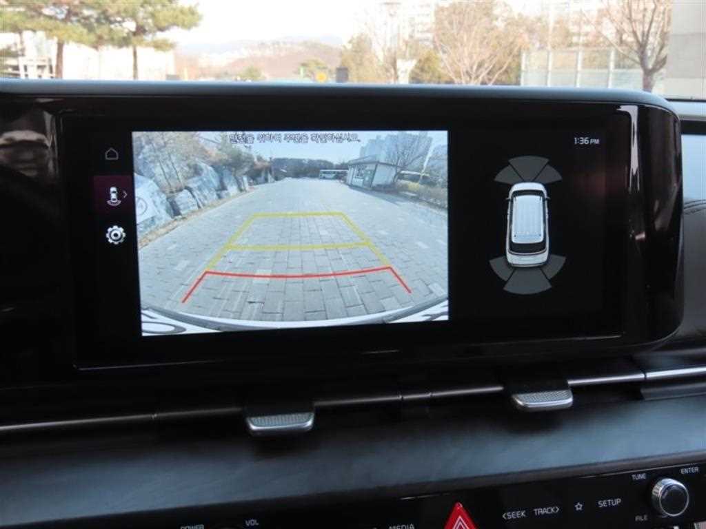 KIA Carnival - Vista 9