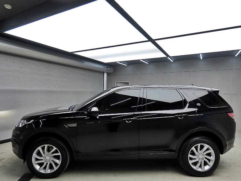 Land Rover Discovery Sports - Vista 4