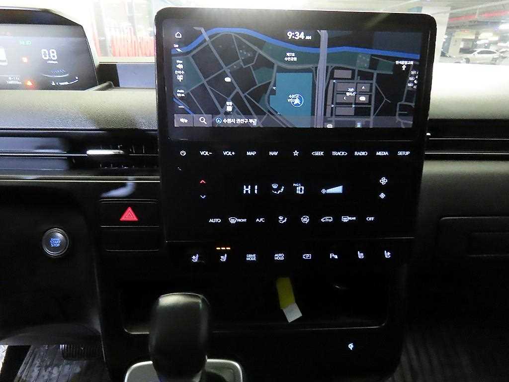 HYUNDAI Staria - Vista 11