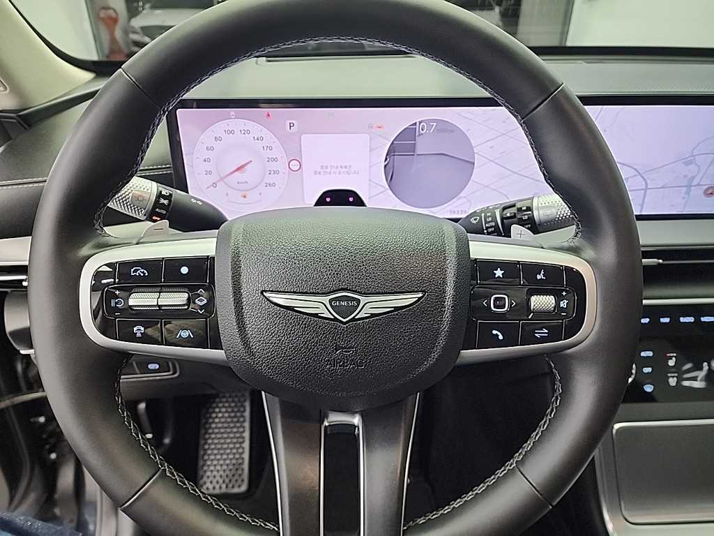 Genesis GV80 - Vista 9