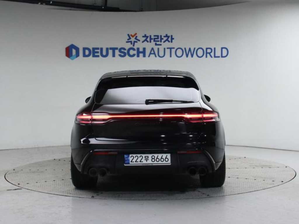 Porsche Macan - Vista 4