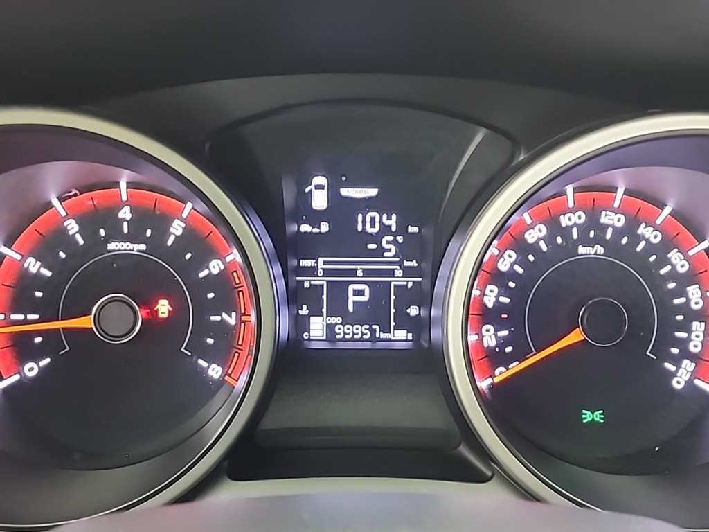 Ssangyong Tivoli - Vista 6