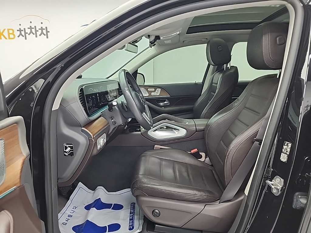 Mercedes Benz GLE Class - Vista 11