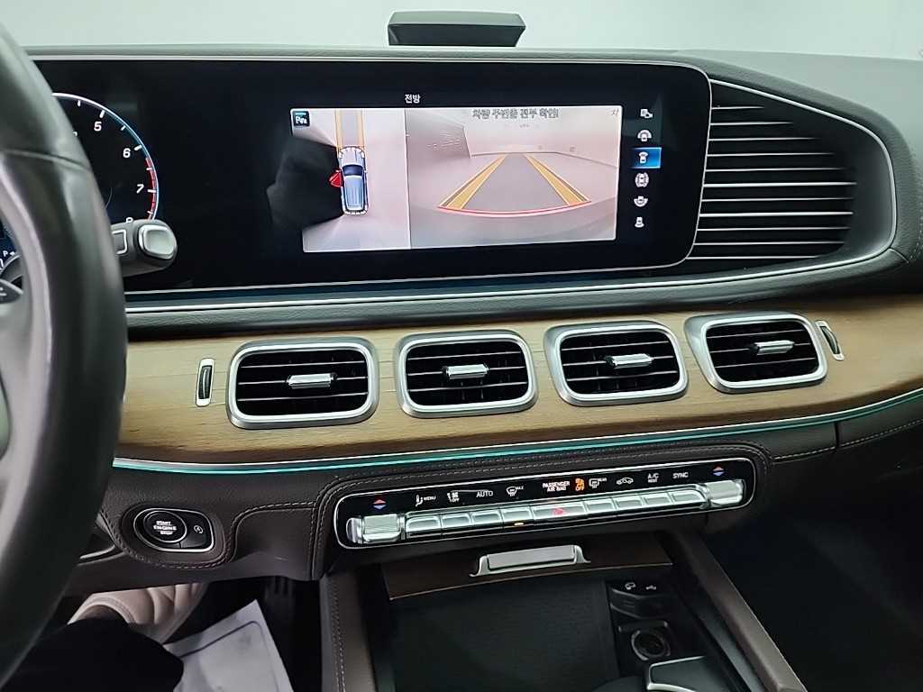 Mercedes Benz GLE Class - Vista 10