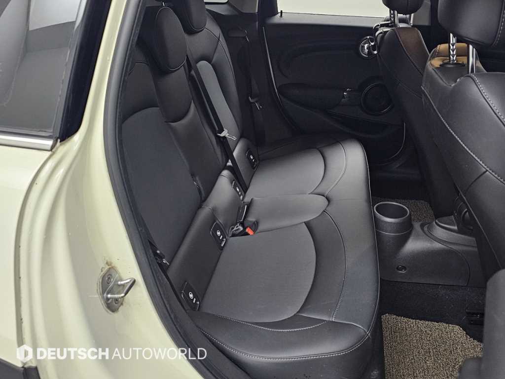 Mini Cooper - Vista 12