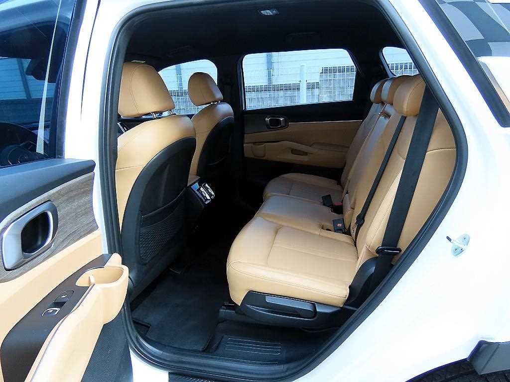 KIA Sorento - Vista 6