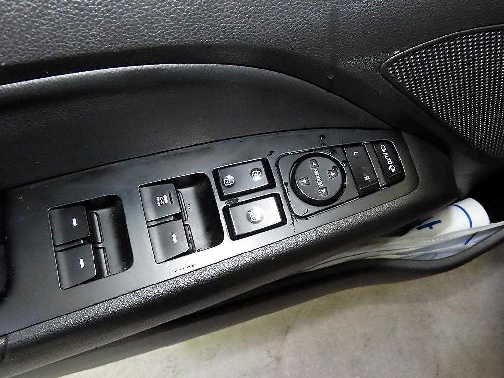 HYUNDAI Avante 2018 Negro - Importación desde Corea - HF Imports Iquique - Foto 16