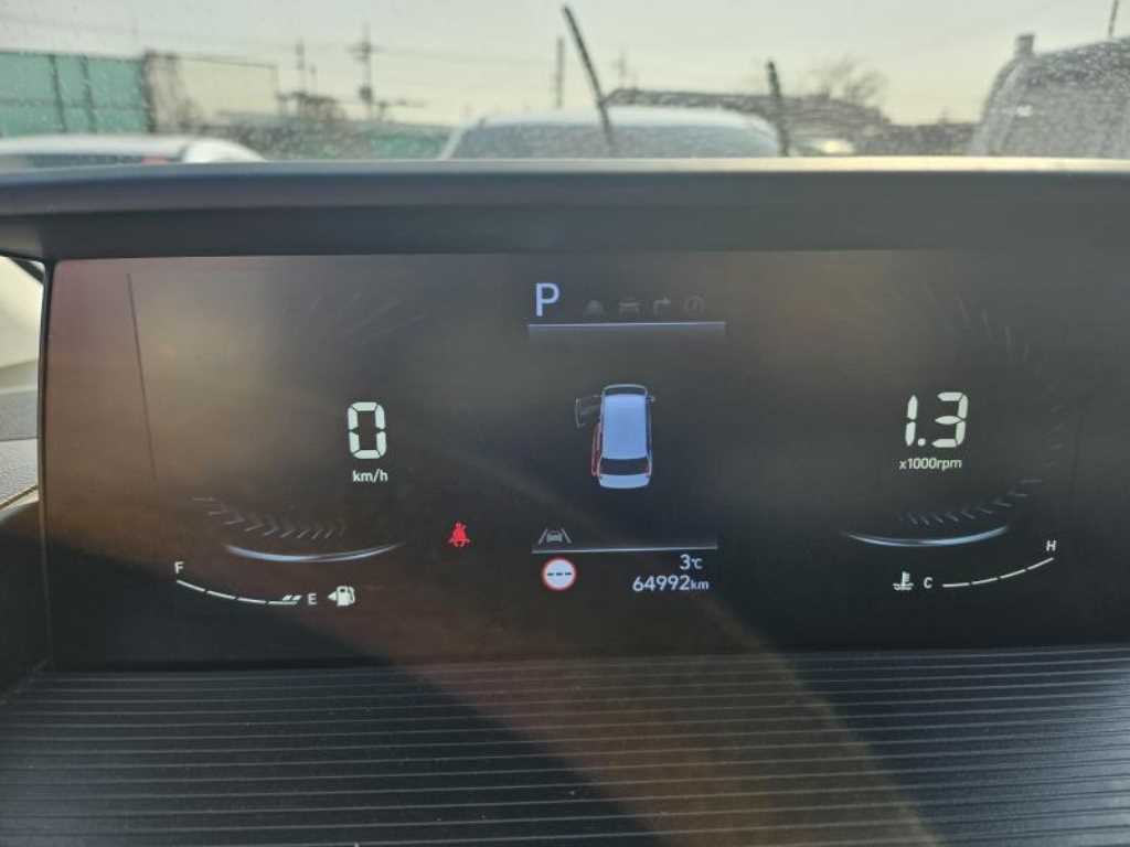 HYUNDAI Staria - Vista 5