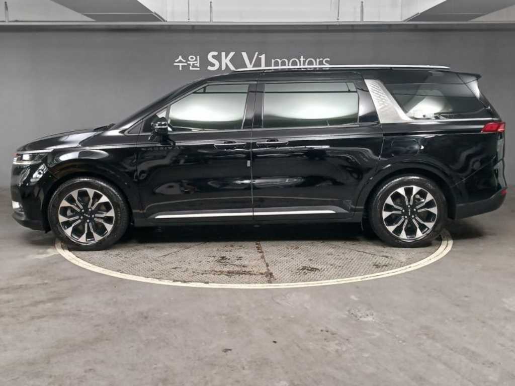 KIA Carnival - Vista 5