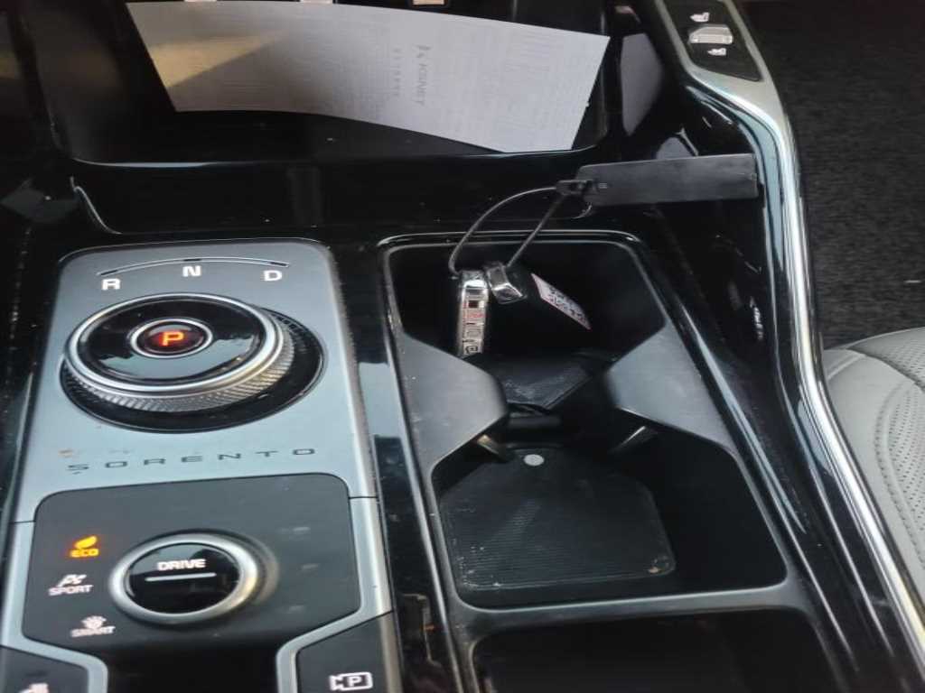 KIA Sorento - Vista 8