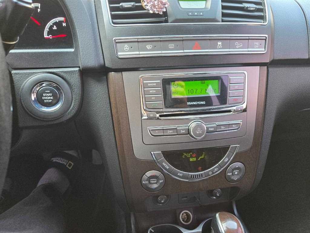 Ssangyong Rexton - Vista 10