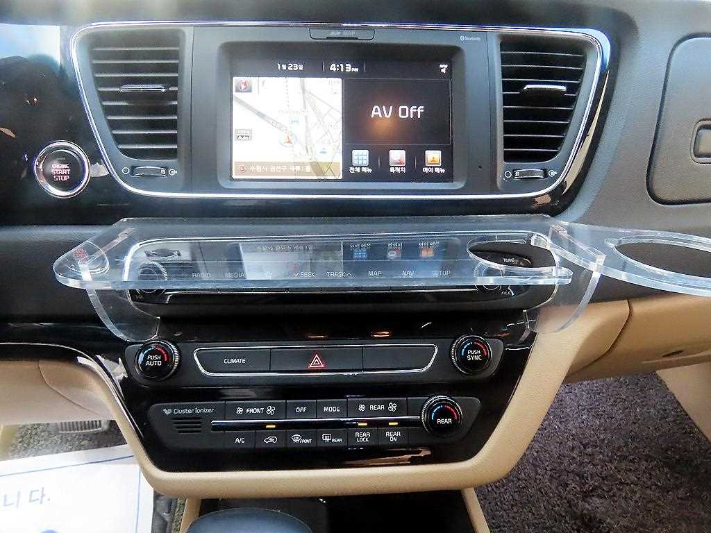 KIA Carnival 2018 - Importación desde Corea - HF Imports Iquique - Foto 13