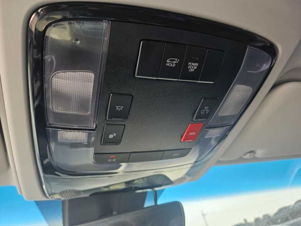 HYUNDAI Staria - Vista 6