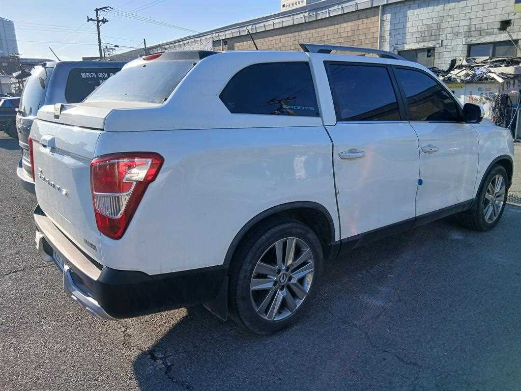 Ssangyong Rexton - Vista 4