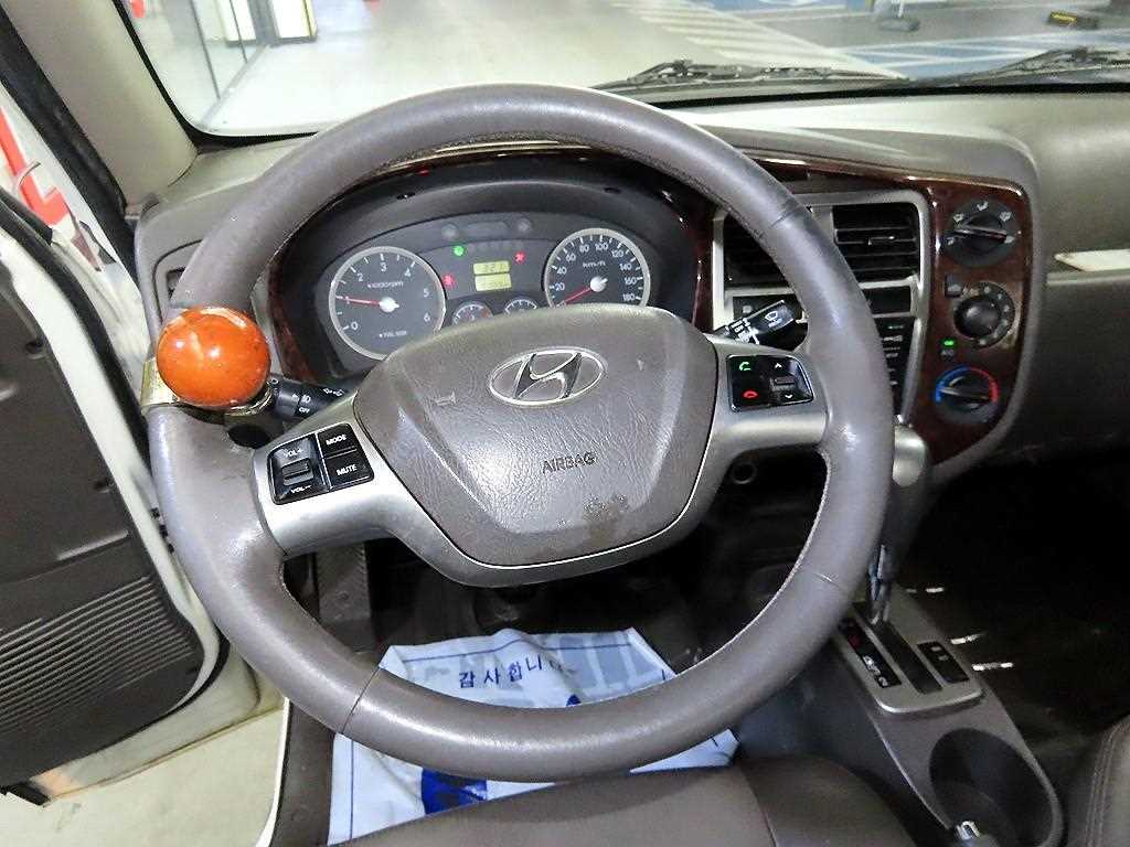 Small Truck Top_Powergate 2013 Blanco - Importación desde Corea - HF Imports Iquique - Foto 1