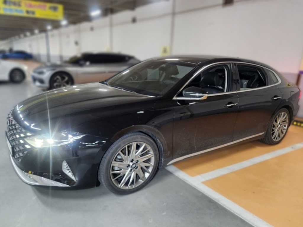 HYUNDAI Grandeur - Vista 2