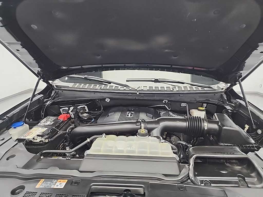 Lincoln Navigator - Vista 5