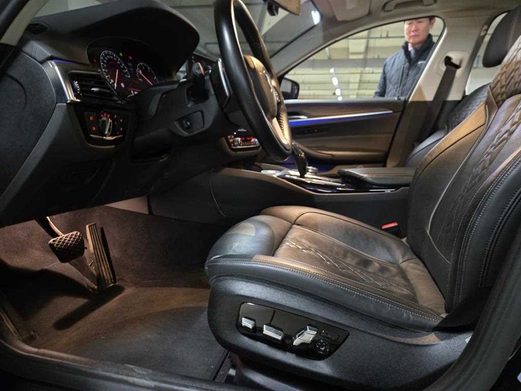 BMW 5 Series - Vista 10