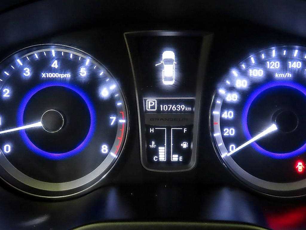 HYUNDAI Grandeur - Vista 8