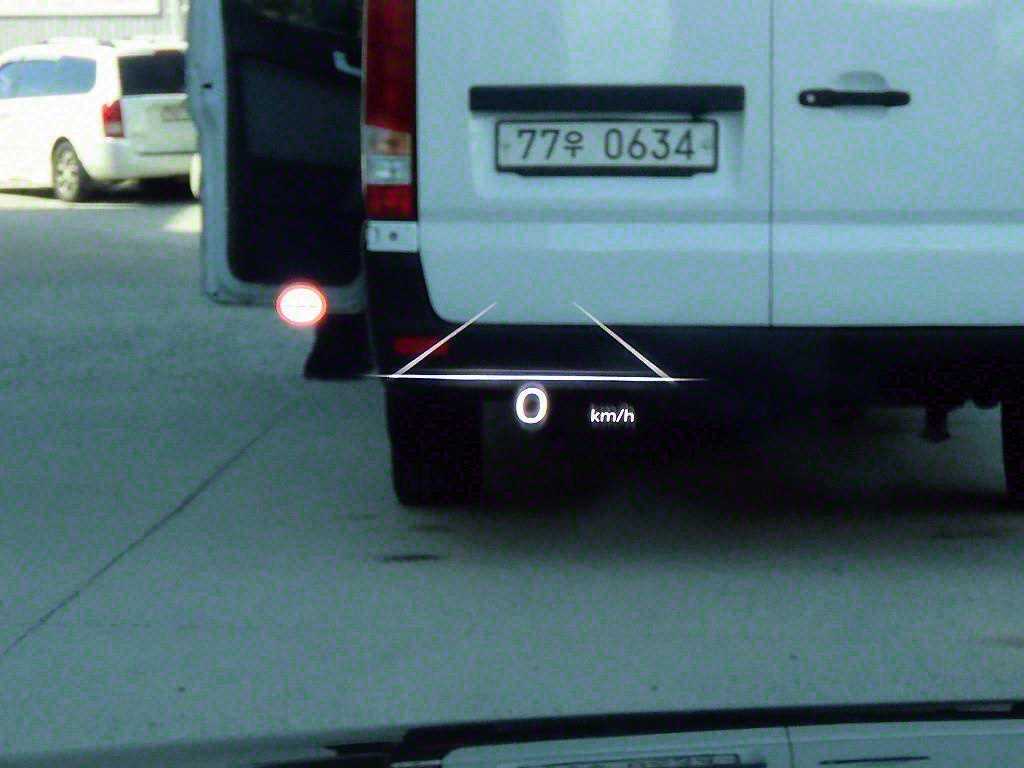 Genesis G90 - Vista 10