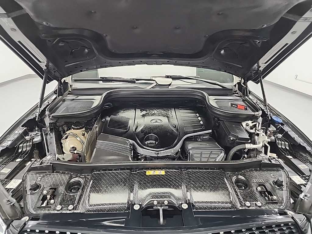 Mercedes Benz GLE Class - Vista 5