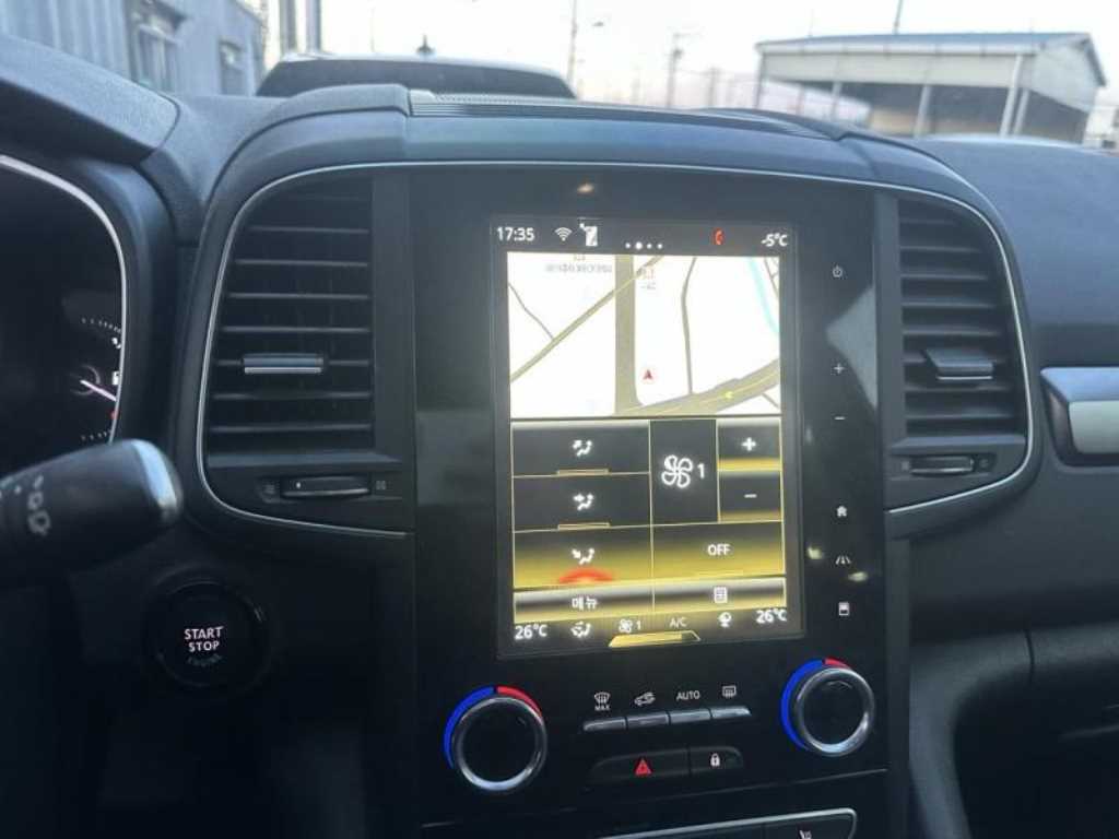 SAMSUNG QM6 - Vista 5