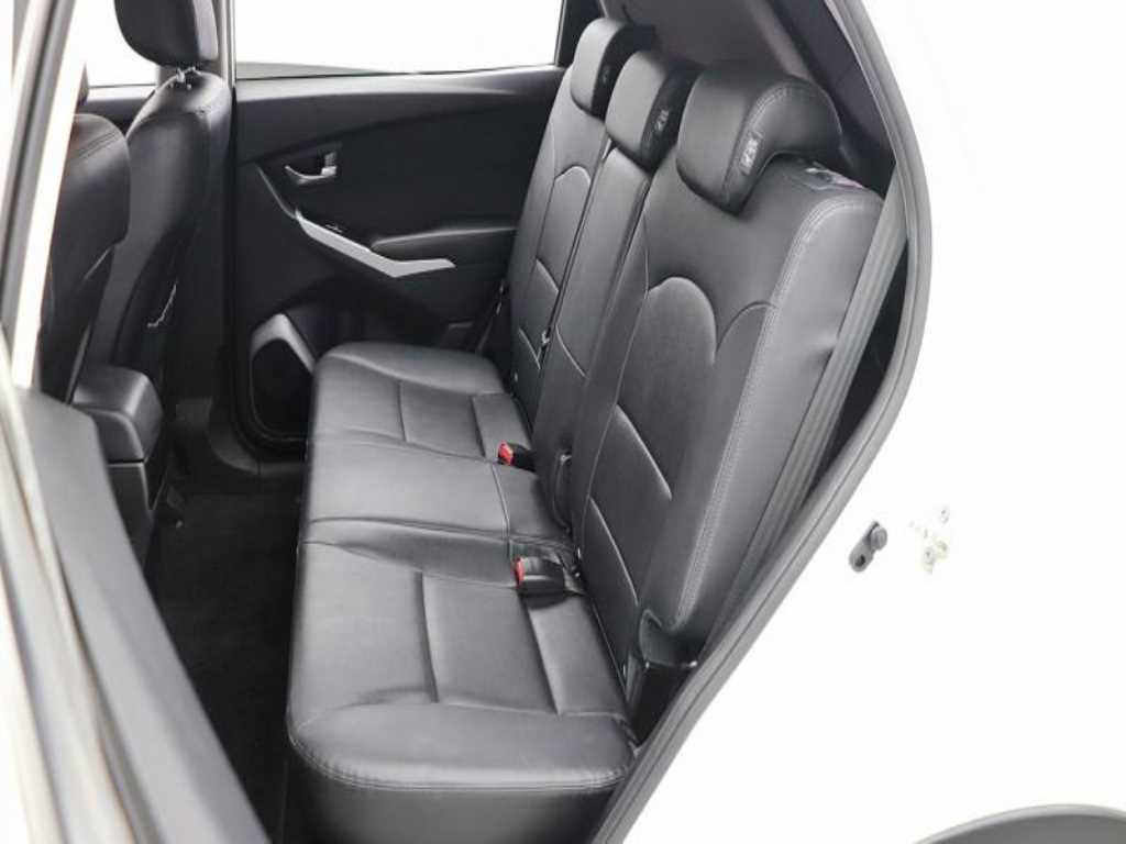 Ssangyong Korando - Vista 10