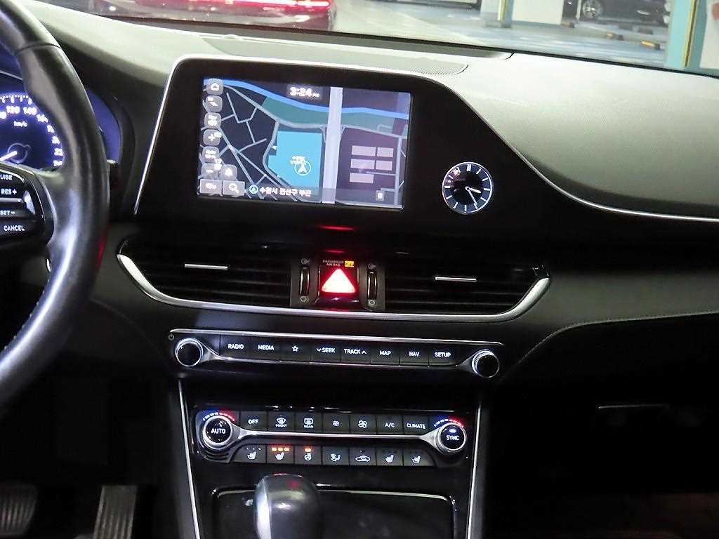 HYUNDAI Grandeur - Vista 11