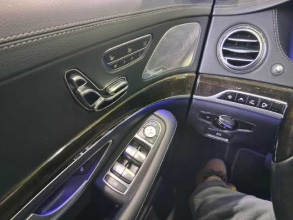 Mercedes Benz S Class - Vista 10