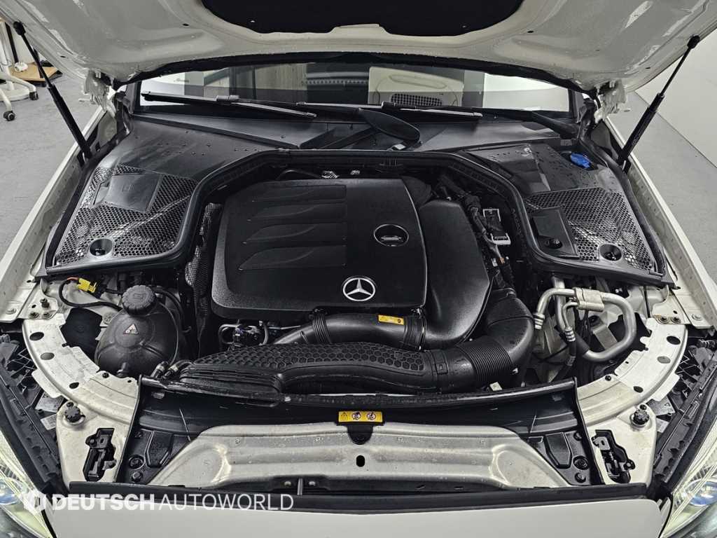 Mercedes Benz C Class - Vista 7